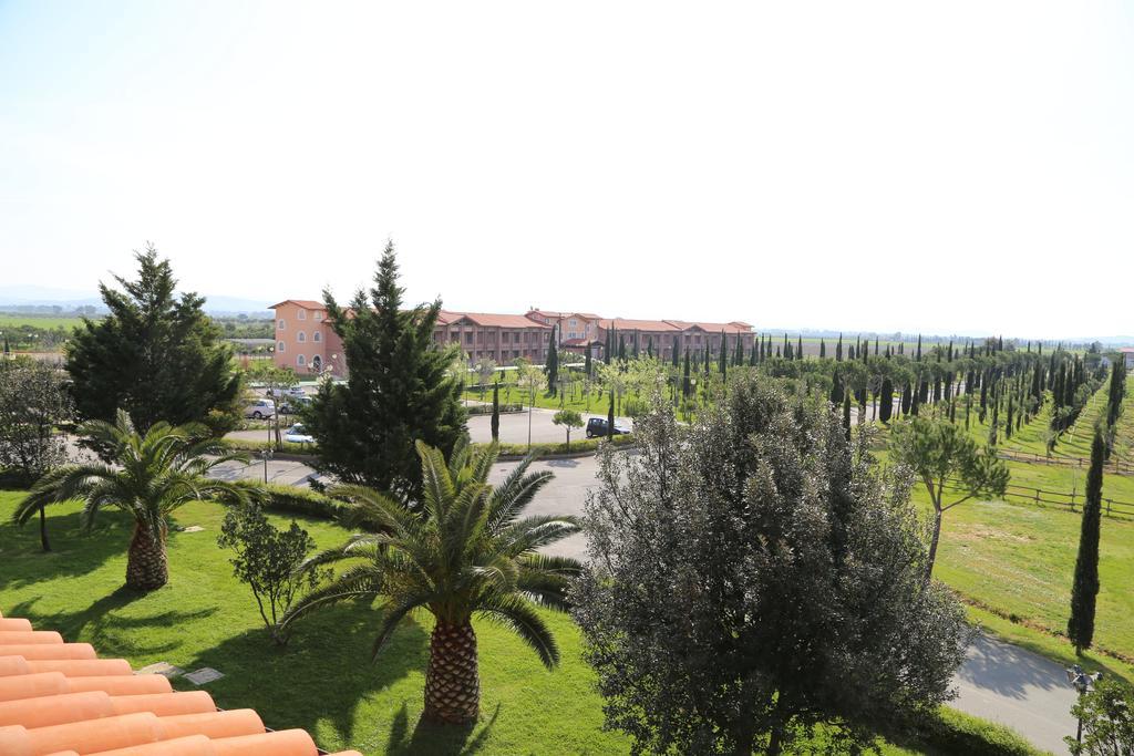 Aparthotel Antica Fornace Principina Terra Exterior foto